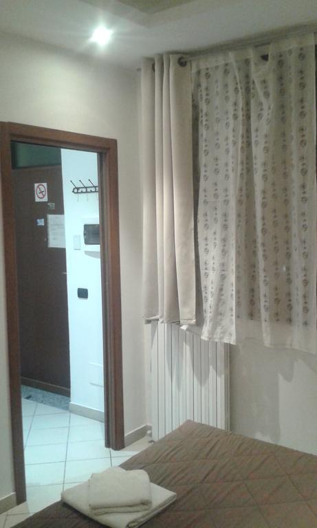 Bed And Breakfast Linate Peschiera Borromeo Exterior foto
